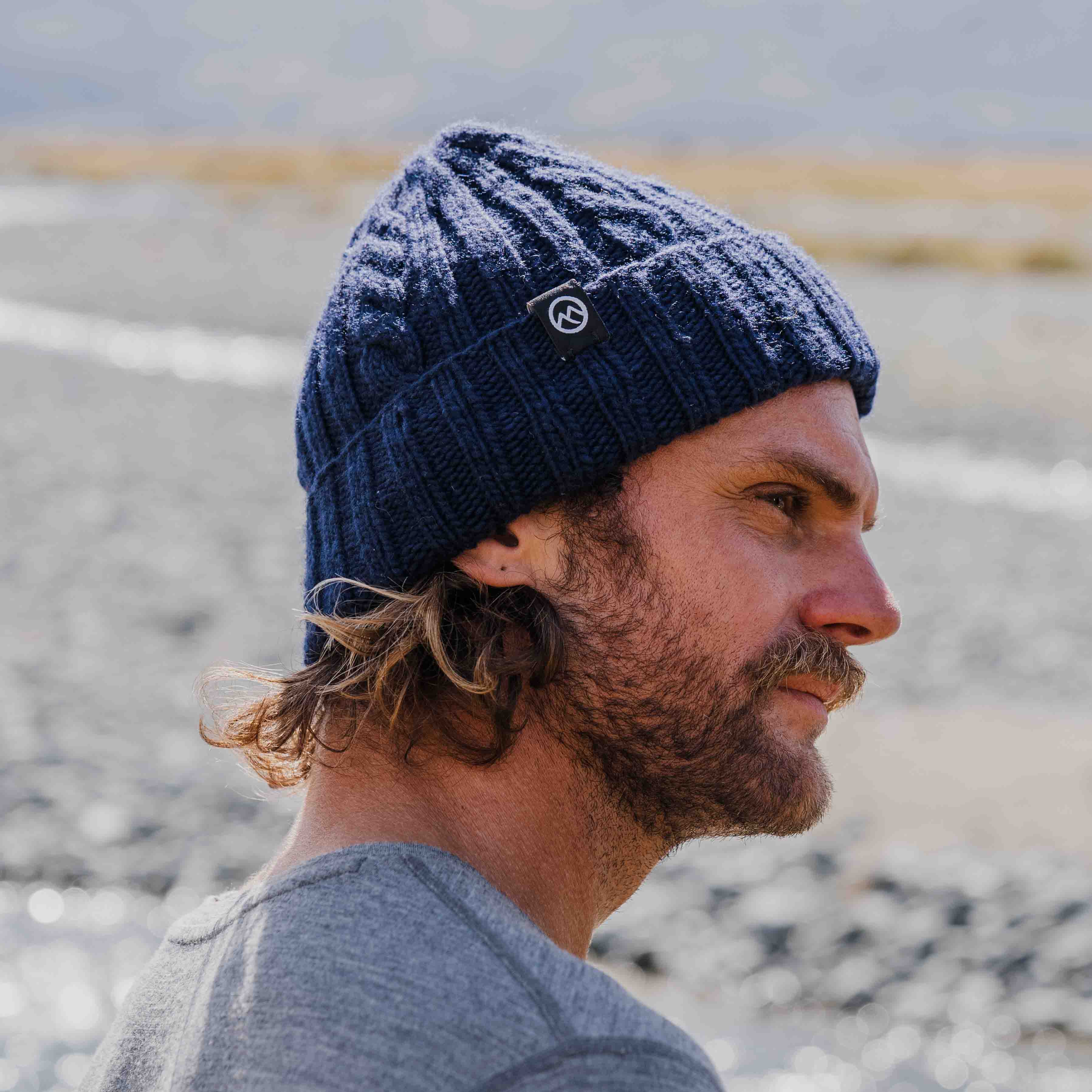 Merino Wool Cable Beanie - Navy