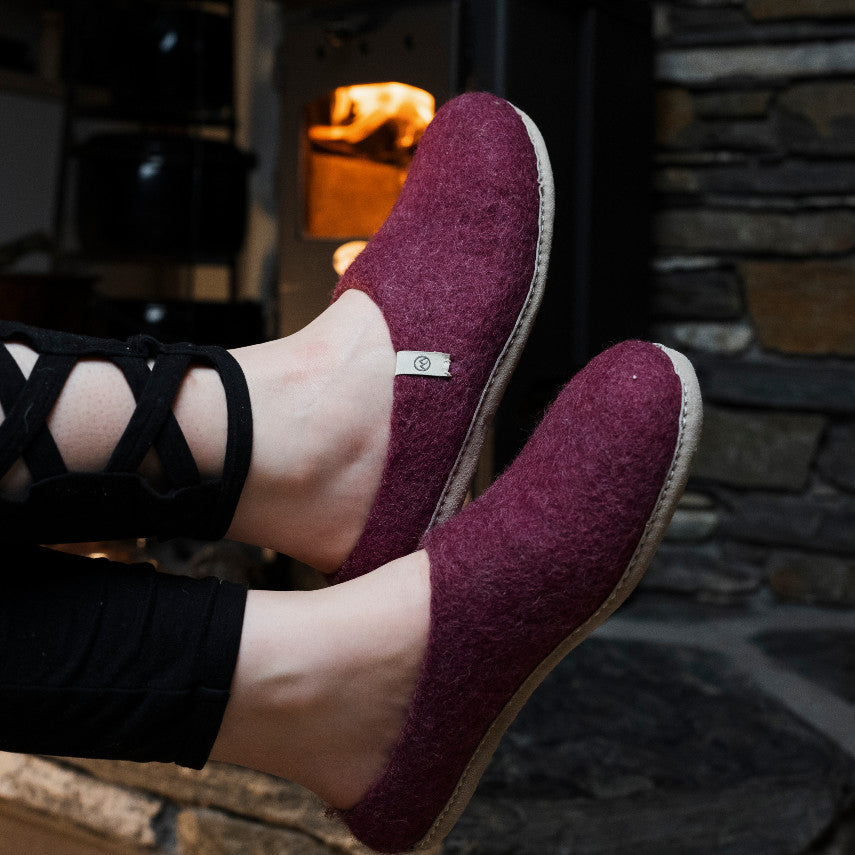 Adult Wool Slippers - Cranberry